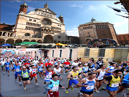 Cremona_Maratonina_09_collage_foto_Roberto_Mandelli